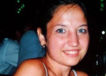 Caso Garlasco, i genitori di Chiara Poggi: “Vogliamo ricordarla da soli e in silenzio”