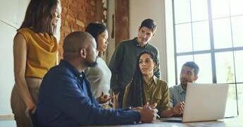 Cegos, 31% lavoratori teme la scomparsa del proprio lavoro per la diffusione dell’IA