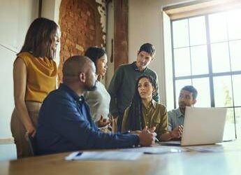 Cegos, 31% lavoratori teme la scomparsa del proprio lavoro per la diffusione dell’IA