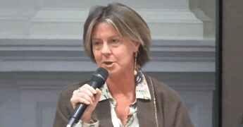 Farmaci, Lorenzin: “Italia punti su ricerca e politiche evidence-based”
