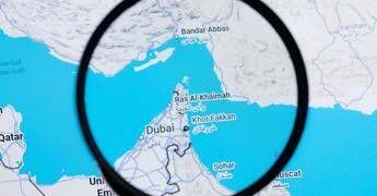 Farmaci a rischio in Ue, effetto chiusura Stretto di Hormuz