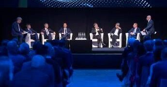 Flotte aziendali, il fisco rallenta il rinnovo. Cresce l’elettrico ma telematica ancora poco diffusa