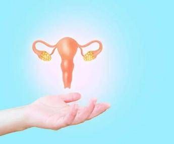 In Italia 15 nuove diagnosi al giorno di cancro all’ovaio, al via campagna ‘Insieme di Insiemi’