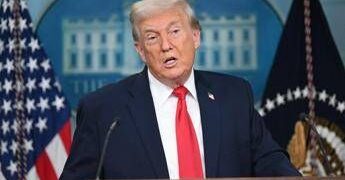 Iran-Usa, prove di dialogo a Islamabad. Trump manda Witkoff e Kushner