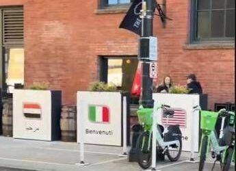 Italia ripescata ai Mondiali? A Seattle spunta tricolore al posto… dell’Iran: “Benvenuti”