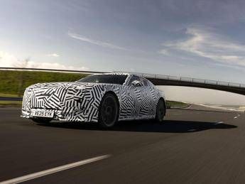 Jaguar rilancia la GT elettrica: DNA storico e oltre 1.000 CV