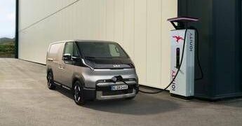 Kia amplia la gamma PBV, arriva la PV5 Crew Van