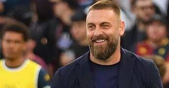 L’Ostiamare centra la promozione in Serie C, De Rossi si commuove: “Felicissimo per i ragazzi”
