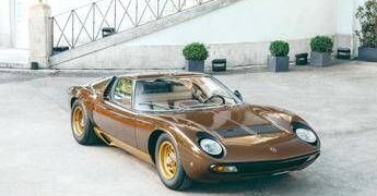Lamborghini, a Roma l’ultimo ‘capolavoro’ del Polo Storico, tre anni di lavoro per una Miura SV
