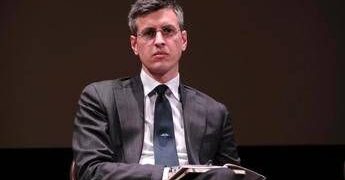 Lavoro, l’esperto: “Decreto è rivoluzione di sistema, addio a contratti dumpisti”