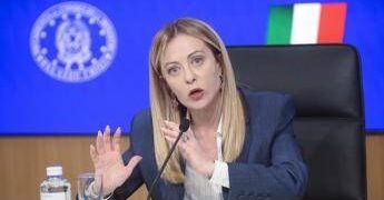 Lavoro, via libera a decreto. Meloni: “Patto con imprese e sindacati, niente ai pirati”