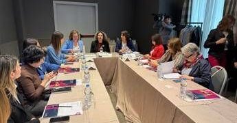 Malattie rare, al via campagna ‘She SpeaXX’ per dare voce alle donne con malattia di Fabry