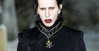 Marilyn Manson ospitato in convento dalle suore? Arriva lo stop, il post del sindaco di Ferrara