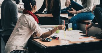 Medicina in Albania cresce, 500 nuovi studenti l’anno e sinergia con l’Italia sulla One Health