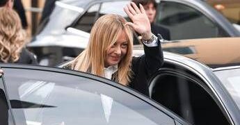 Meloni nel Golfo: “No visita simbolica, si decide nostra sicurezza e futuro economico”