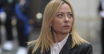 Meloni oggi a Parigi, Europa discute piano per Stretto di Hormuz