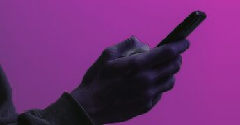 Moige: “Associazioni genitori europee pronte a valutare class action inibitoria contro algoritmi predatori”