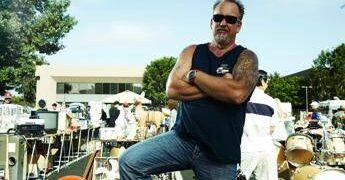 Morto Darrell Sheets, la star di ‘Affari al buio’ aveva 67 anni