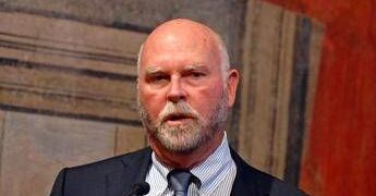 Morto a 79 anni Craig Venter, pioniere del sequenziamento del genoma umano