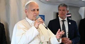 Papa: “Non dibatto con Trump, non è mio interesse”