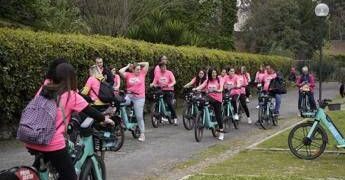 Prevenzione, a Roma la pedalata del Policlinico Campus Bio-medico contro il tumore al seno