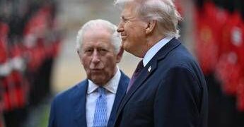 Re Carlo da Trump, royal editor Jobson: “È la prova del fuoco del suo regno”