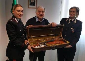 Ritrovata la viola rubata al fratello di Prodi, denunciato un minorenne