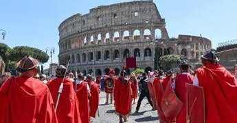 Roma compie 2779 anni, dalle rievocazioni storiche alla musica: oggi si celebra la Città Eterna