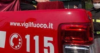 Roma, incidente sulla Colombo: 17enne su minicar elettrica sbanda e finisce all’ospedale