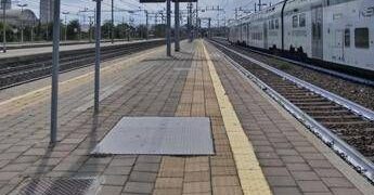 Scioperi maggio 2026, il calendario completo: bus, treni, aerei, sanità e scuola