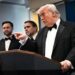Spari alla cena con i giornalisti della Casa Bianca, Trump portato al sicuro