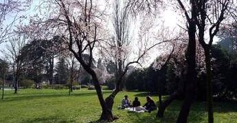 Temperature sopra la media, ma potrebbe tornare la pioggia: previsioni meteo