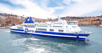 Torna la Nave della salute, visite gratis e prevenzione tra Italia e Albania