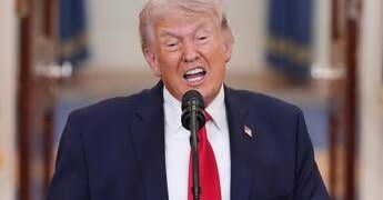 Tregua Iran-Usa, Trump si arrabbia per la nota di Teheran: “E’ falsa e Cnn abbocca”