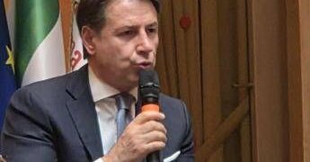 Ucraina, Conte: “Armi a Kiev provocano escalation militare”