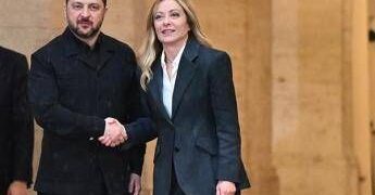 Ucraina, incontro Meloni-Zelensky: “Italia interessata a produzione congiunta droni”