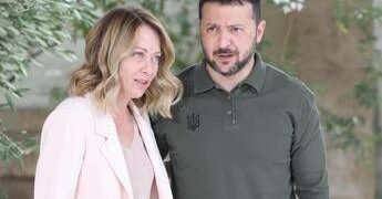 Zelensky in visita oggi a Roma, incontrerà Mattarella e Meloni