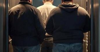 Aumenta il peso medio delle persone, gli ascensori sono sempre sicuri? Il rebus
