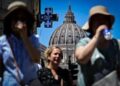 Caldo rovente sull’Italia, oggi allerta arancione in 14 città. Domani i primi 4 bollini rossi