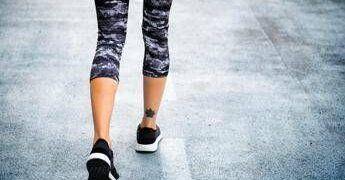 Camminata 6-6-6: cos’è il metodo low impact virale che aiuta a dimagrire e tonificare