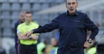 Caos Roma-Lazio, Sarri all’attacco: “Se si gioca domenica alle 12 non vado, fossi il presidente non presenterei la squadra”