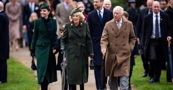 Carlo III e la linea di successione, tra i primi 10 l’ex principe Andrea