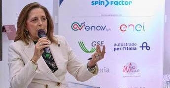 Difesa, Rauti: “Anche diplomazia scientifica per tenere aperto dialogo”