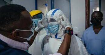 Ebola, “l’epidemia non è sotto controllo”. L’allarme e la strategia per ‘domare’ il virus con Ia e vaccini