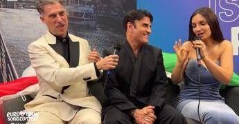 Eurovision, l’emozione di Sal Da Vinci e l’augurio di Conti: “Vinci, sono i mondiali di canto”