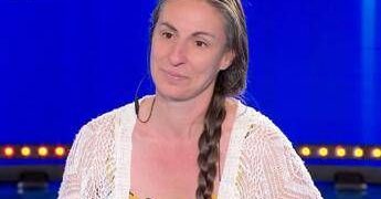 Famiglia nel bosco, la mamma a Domenica In: “Non abbiamo fatto nulla di male”
