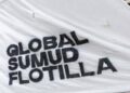 Flotilla, il racconto di un attivista italiano: “Costretti in ginocchio con armi puntate, persone prese a calci”