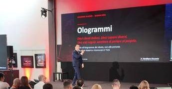 Formazione, l’intelligenza artificiale entra nella vendita