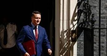 Gb, nuove dimissioni nel governo Starmer: Streeting lascia la carica di ministro della Salute