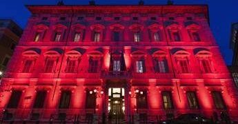 Giornata mondiale sclerosi multipla, l’Italia si illumina di rosso